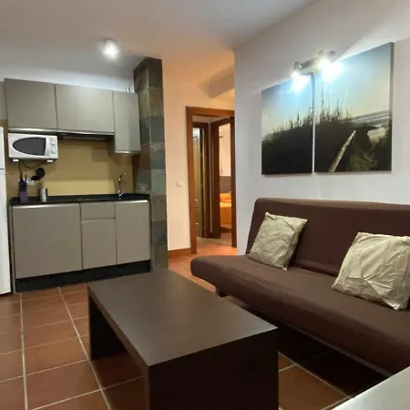 1 Ragel Costa Aparthotel *
